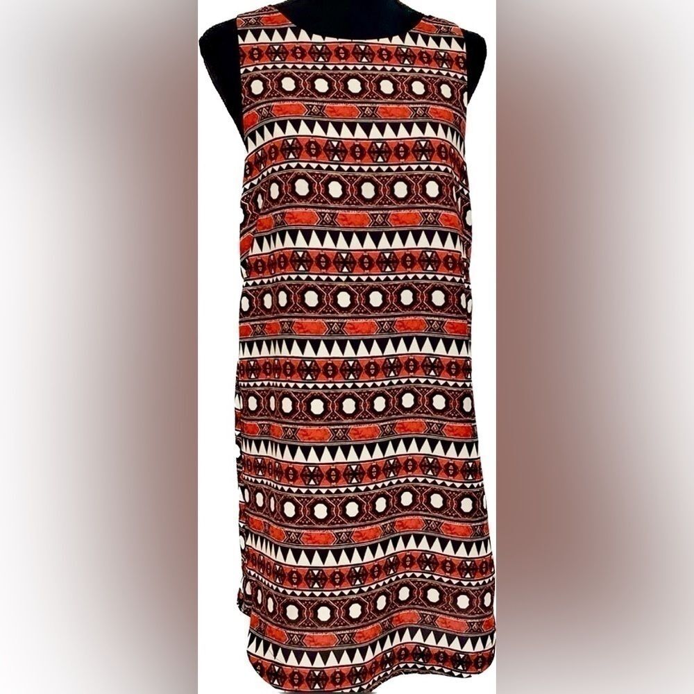 H&M woman’s tribal sleeveless dress. Size 8 - Picture 2 of 5